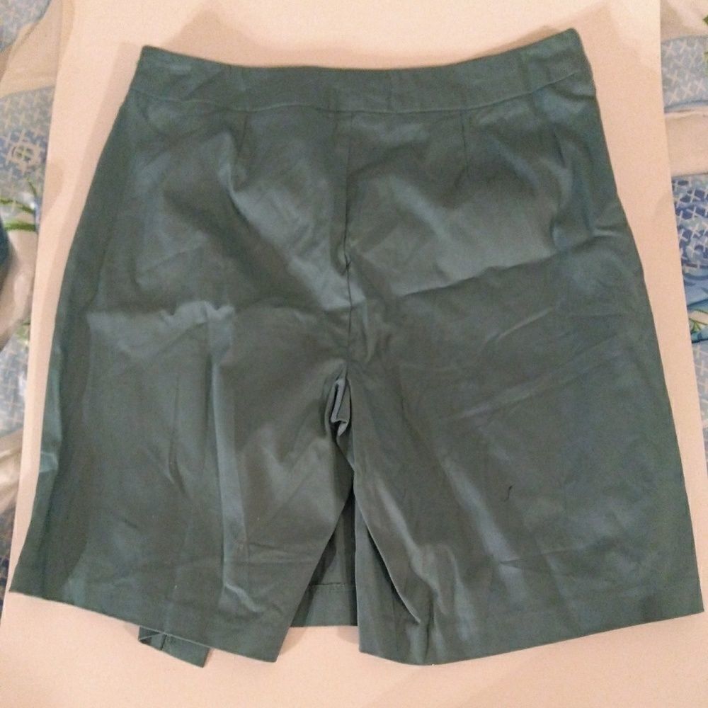 Chadwick's Three Button Skort - Picture 5 of 7